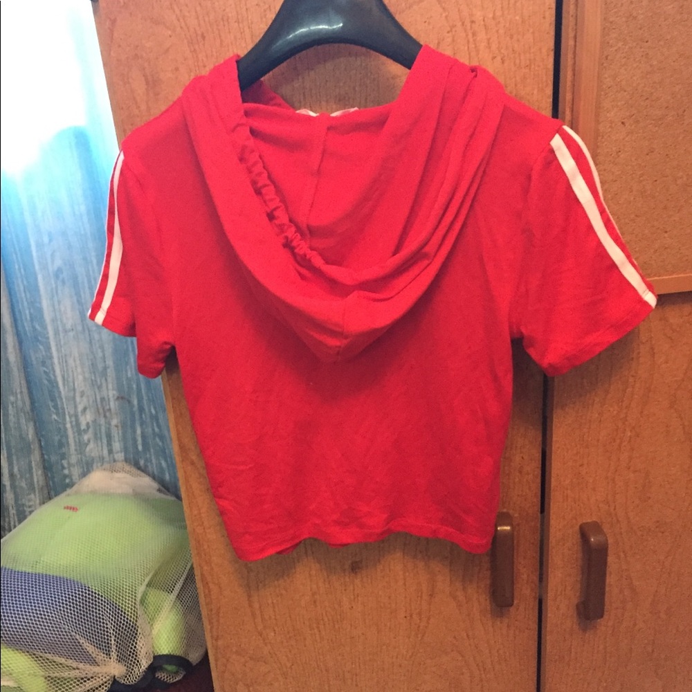 Canada Crop Top - Picture 3 of 3